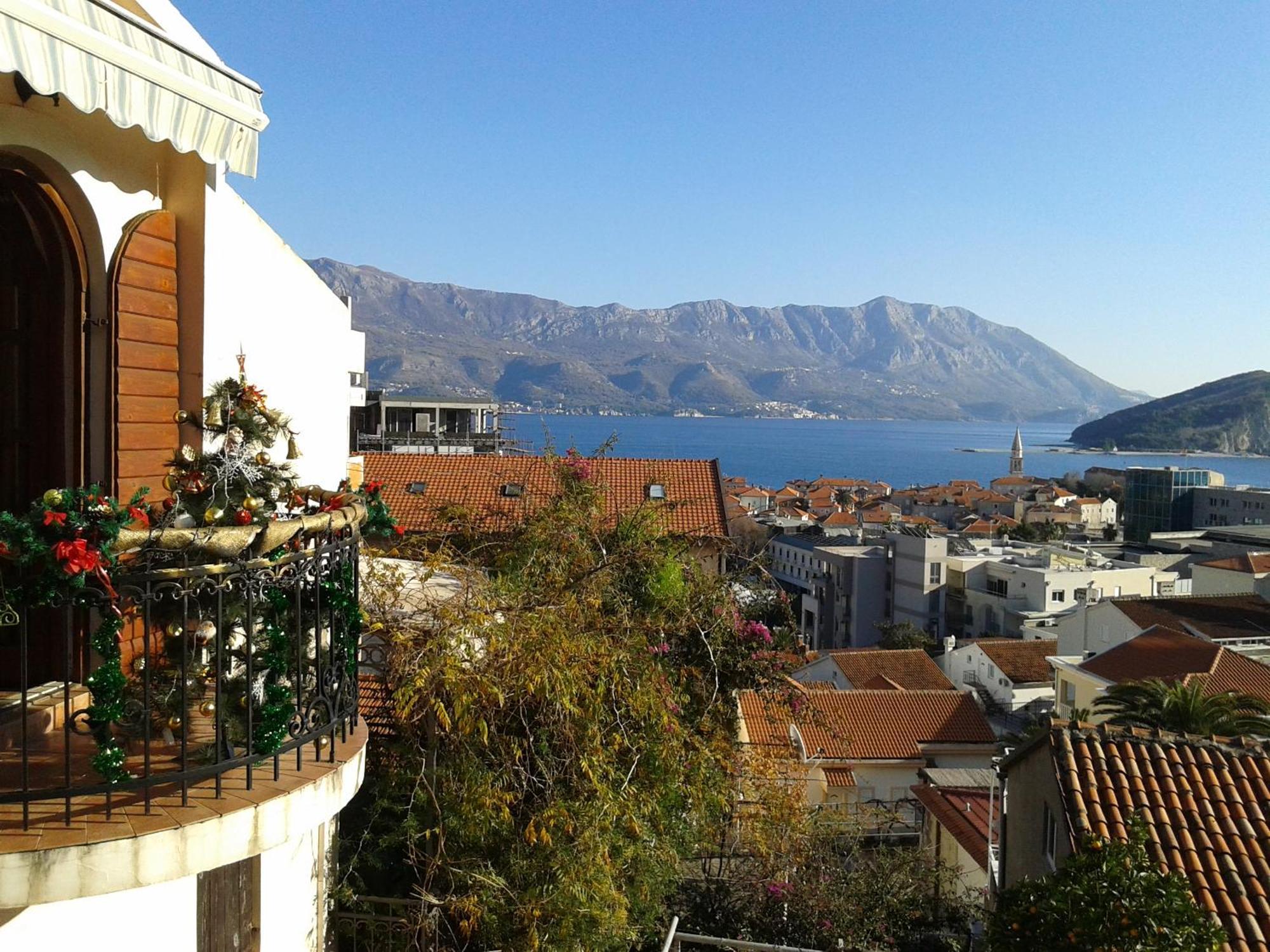 Apartmani Vila Marija Budva Exteriör bild