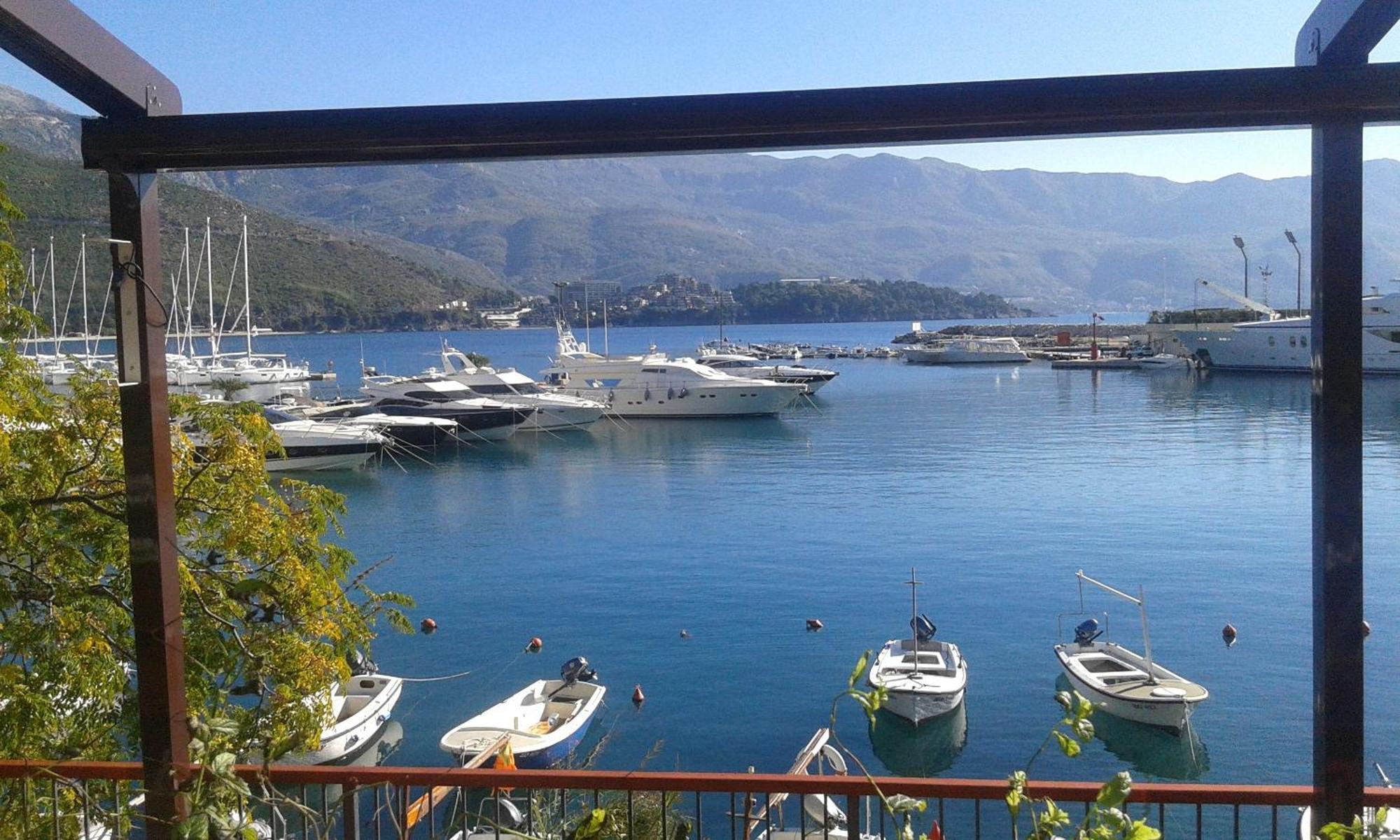 Apartmani Vila Marija Budva Exteriör bild