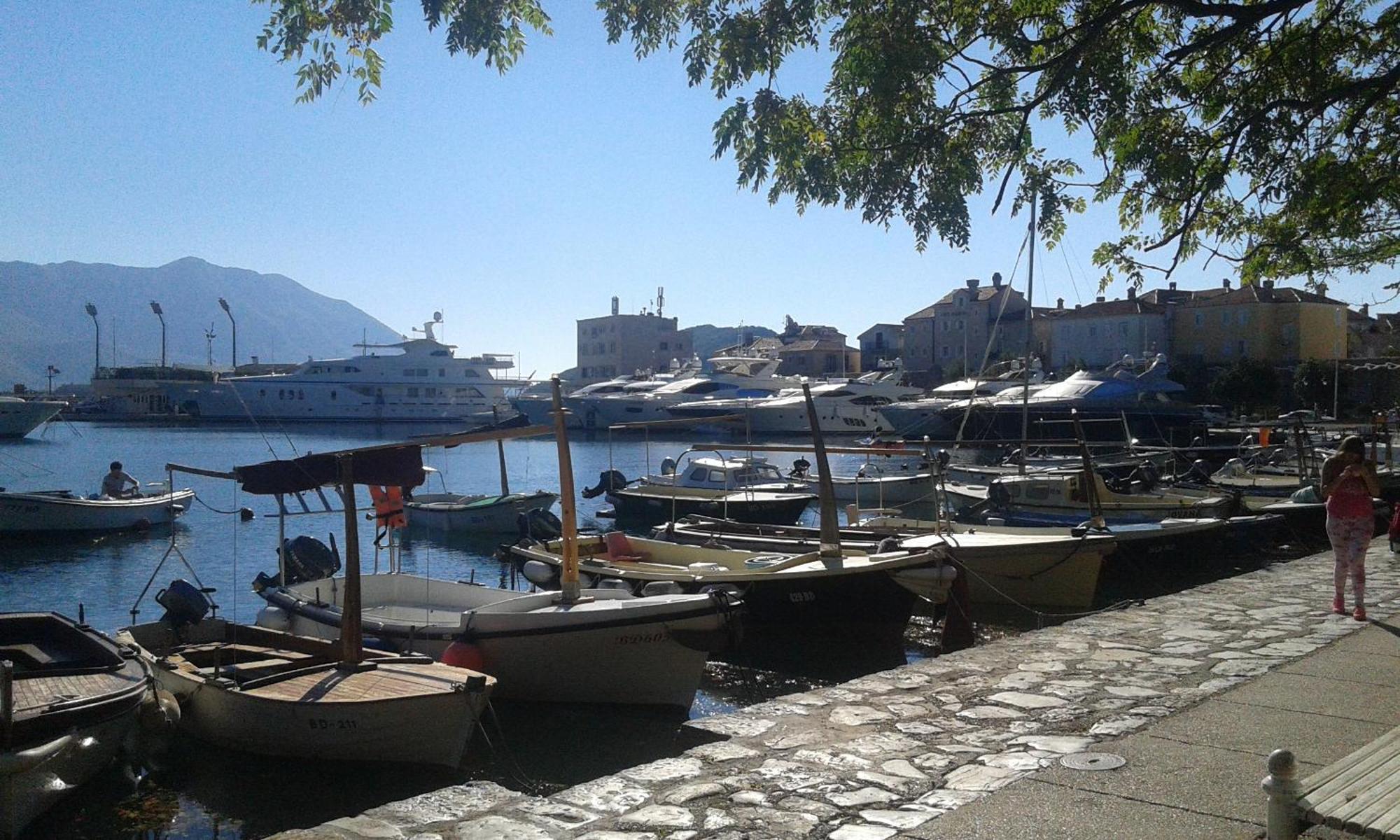 Apartmani Vila Marija Budva Exteriör bild