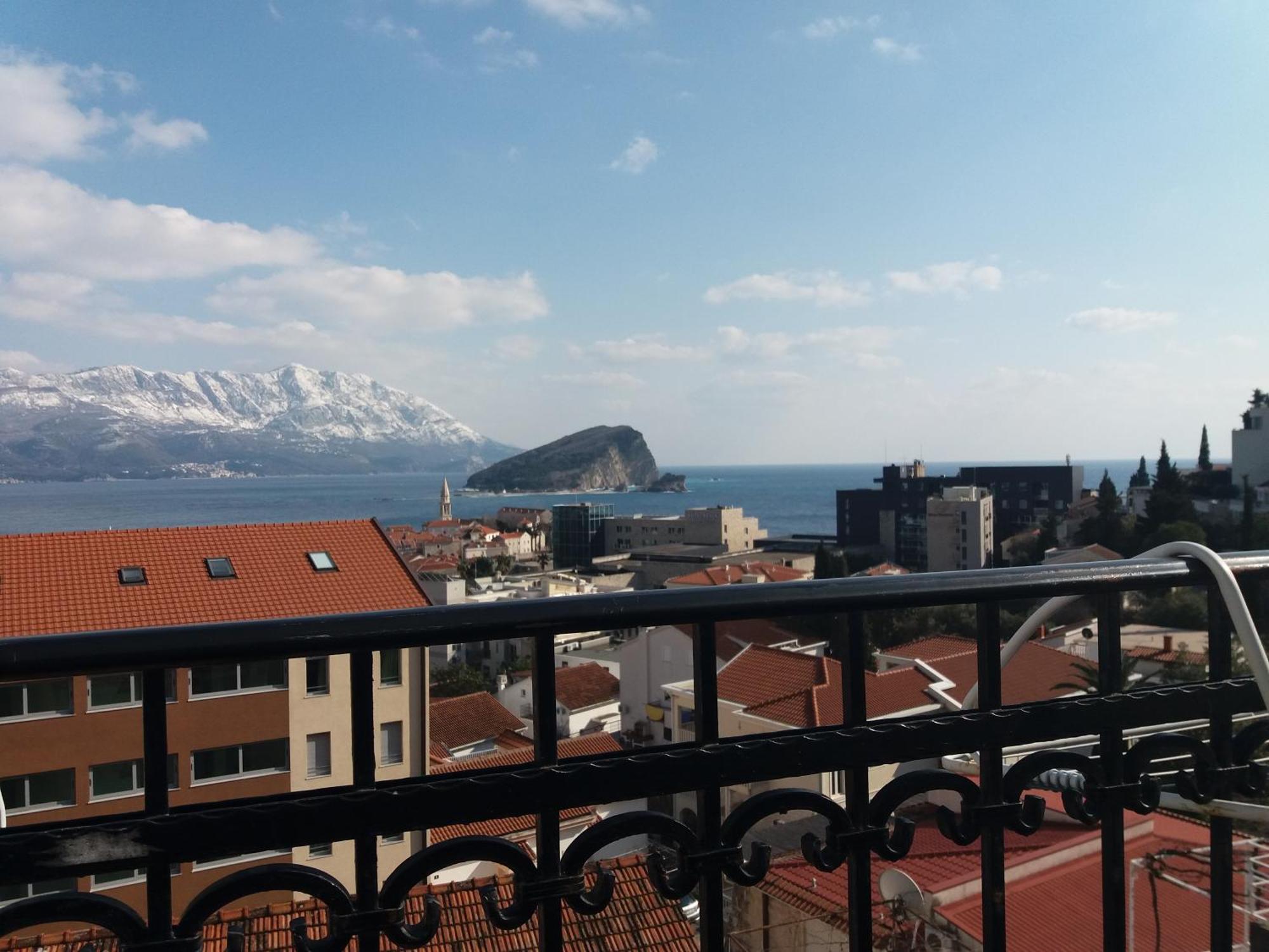 Apartmani Vila Marija Budva Exteriör bild